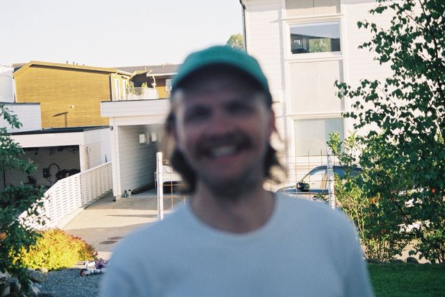 Tom Egill, ikke i fokus.